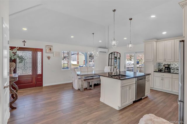36 Studley Street, Brentwood, NY 11717