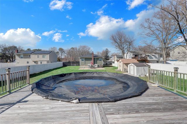 36 Studley Street, Brentwood, NY 11717