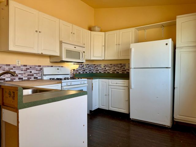 619 Lane Street, North Judson, IN 46366