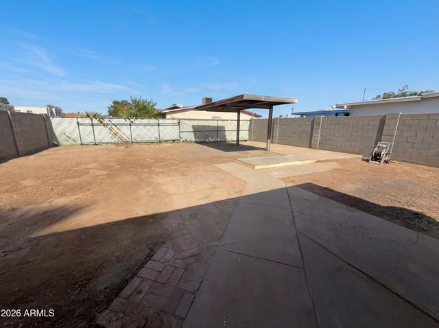 4150 W MEDLOCK Drive, Phoenix, AZ 85019