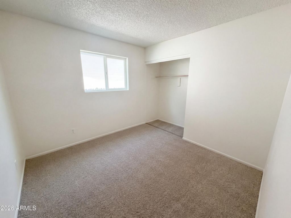 Image 18 of property listing at 4150 W MEDLOCK Drive, Phoenix, AZ 85019