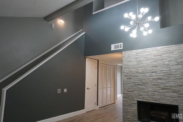 2600 Brookside Drive 60, Bakersfield, CA 93311
