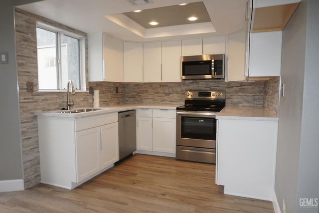 2600 Brookside Drive 60, Bakersfield, CA 93311