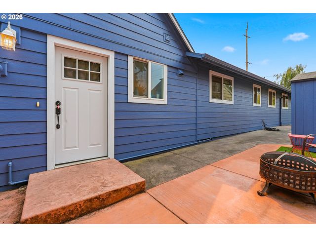 21 Ne BRYANT St, Portland, OR 97211