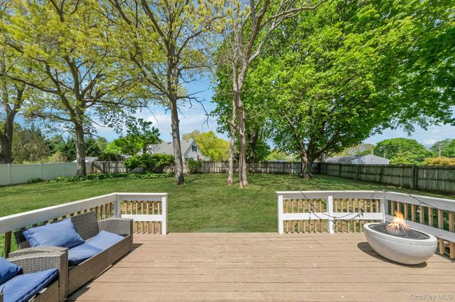 5 Oakwood Avenue, Port Jefferson Station, NY 11776