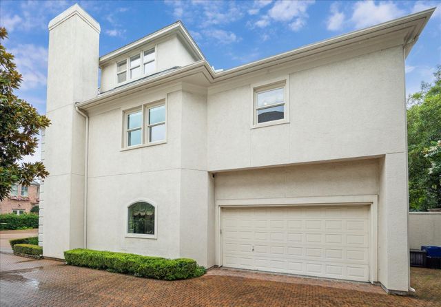 33 W Oak Drive, Houston, TX 77056
