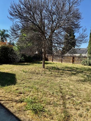 525 Cosart, Exeter, CA 93221