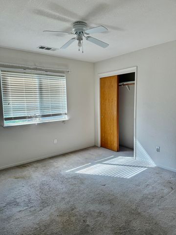 525 Cosart, Exeter, CA 93221