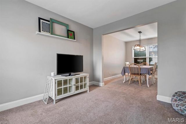 15 Rockwood Place Court, Eureka, MO 63025