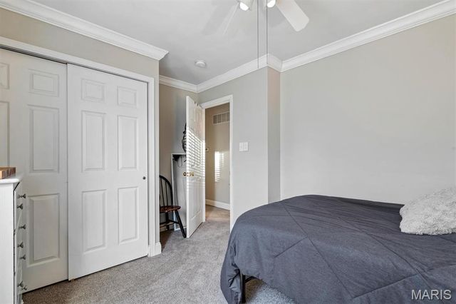 15 Rockwood Place Court, Eureka, MO 63025