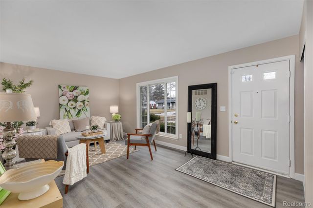 10819 Buchanan Street, Van Buren Charter Township, MI 48111