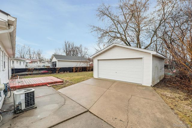 10819 Buchanan Street, Van Buren Charter Township, MI 48111