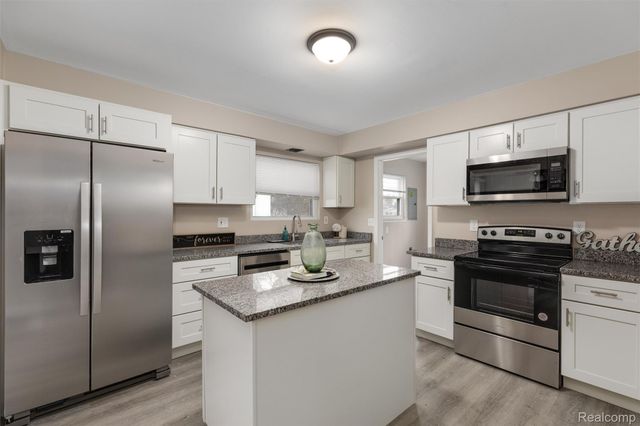 10819 Buchanan Street, Van Buren Charter Township, MI 48111