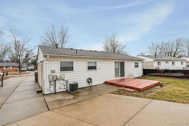 10819 Buchanan Street, Van Buren Charter Township, MI 48111