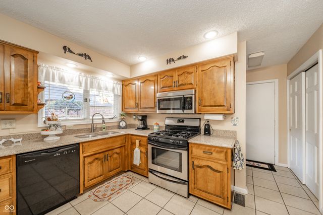 1918 Meramec Drive, Anderson, IN 46012