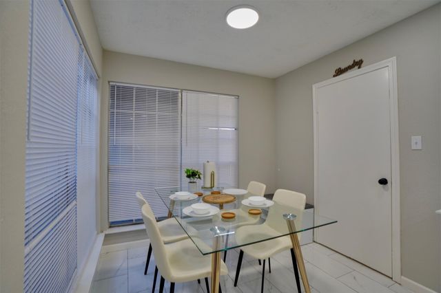 4010 Oak Terrace Court, Houston, TX 77082