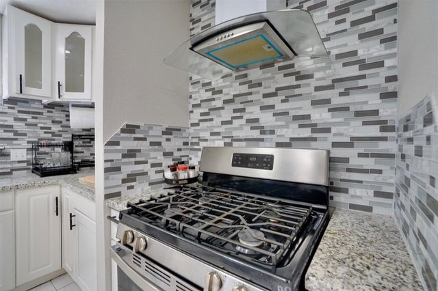 4010 Oak Terrace Court, Houston, TX 77082