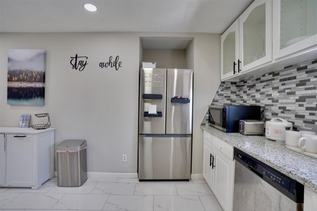 4010 Oak Terrace Court, Houston, TX 77082