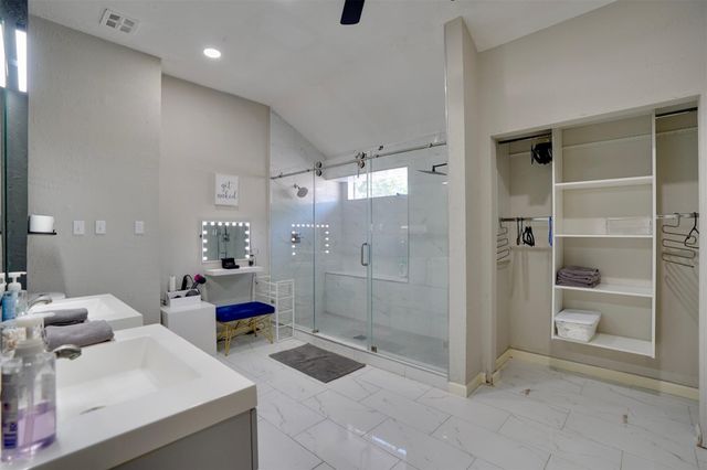 4010 Oak Terrace Court, Houston, TX 77082