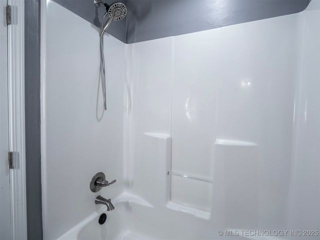 14713 Linn Richardson Road, Oakland, OK 73446