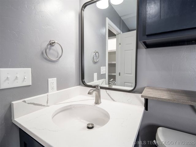 14713 Linn Richardson Road, Oakland, OK 73446