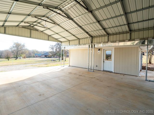 14713 Linn Richardson Road, Oakland, OK 73446