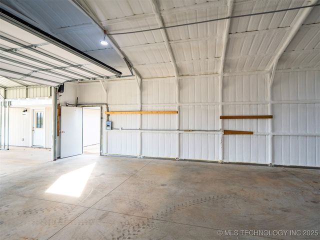 14713 Linn Richardson Road, Oakland, OK 73446