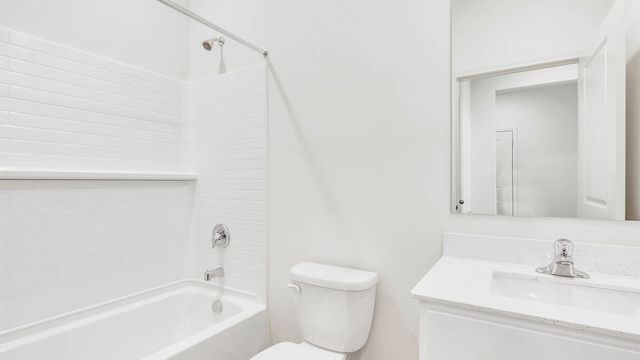 6286 Redwood Trail, Wonder Lake, IL 60097