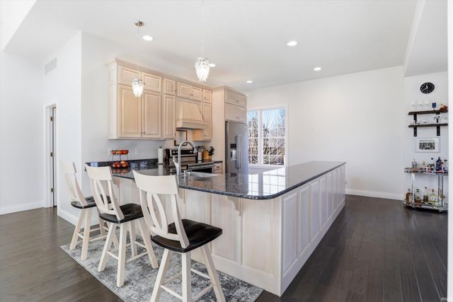 1917 S Renwick Boulevard, Bloomington, IN 47401