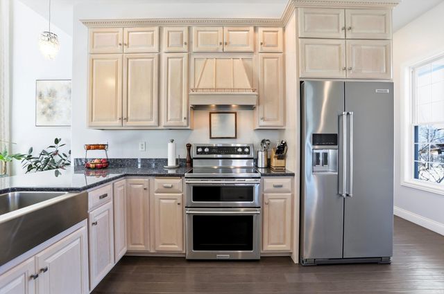 1917 S Renwick Boulevard, Bloomington, IN 47401