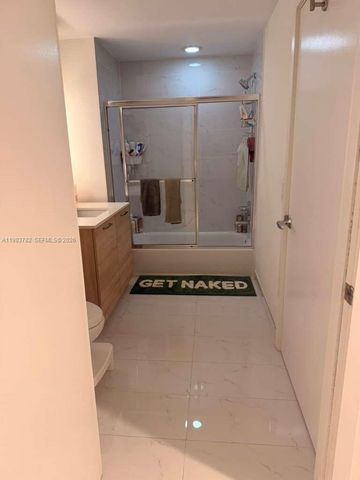 16385 Biscayne Boulevard 303, Sunny Isles Beach, FL 33160