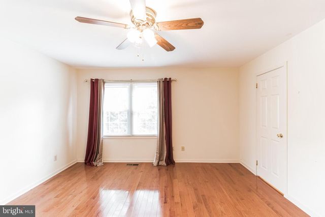 48 STONEHURST CT, Chesterbrook, PA 19087
