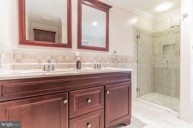 48 STONEHURST CT, Chesterbrook, PA 19087