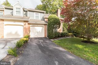 48 STONEHURST CT, Chesterbrook, PA 19087