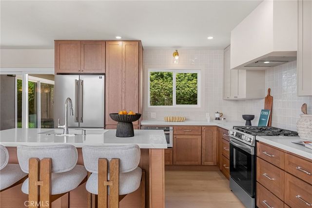 17571 Wrightwood, Huntington Beach, CA 92649
