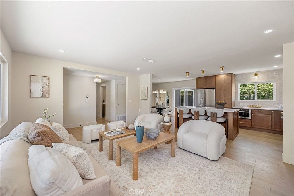 17571 Wrightwood, Huntington Beach, CA 92649 — photo 5
