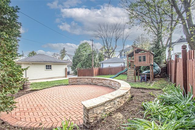 230 Rubicon Road, Oakwood, OH 45409