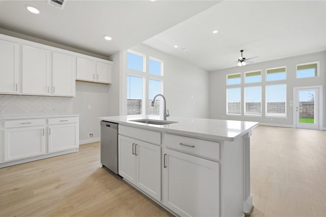 1192 Sunlit Circle, Brookshire, TX 77423