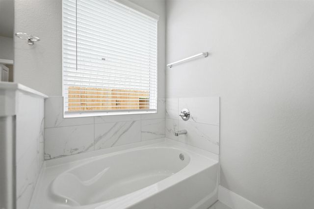 1192 Sunlit Circle, Brookshire, TX 77423