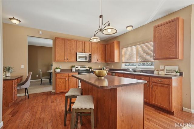 345 Palisades Ridge Court, Eureka, MO 63025