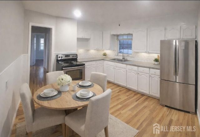 214 NE Campbell Street, Woodbridge Proper, NJ 07095