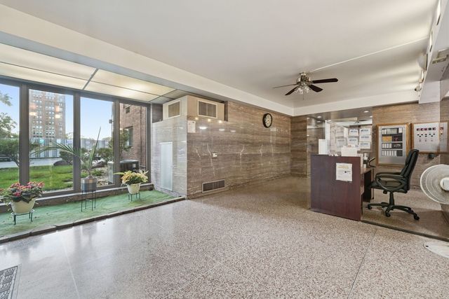 7337 S South Shore Drive 1030, Chicago, IL 60649