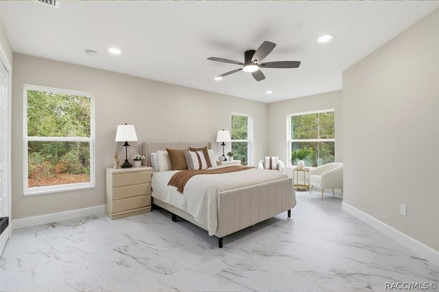 7821 N Sarazen Drive, Citrus Springs, FL 34434