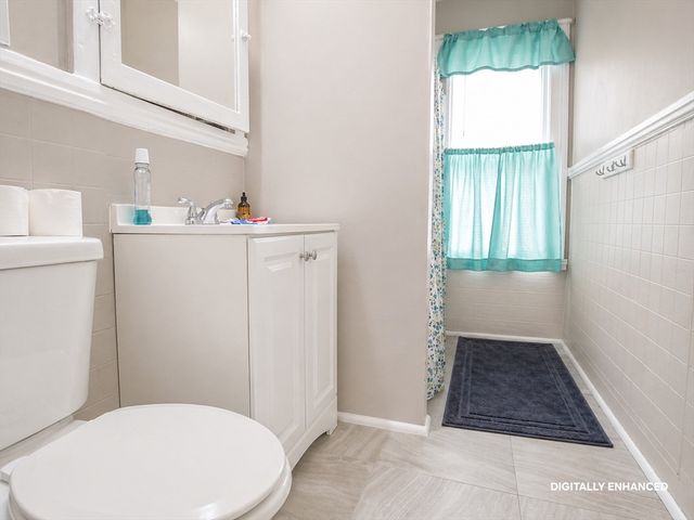 10 Hillside Street, Worcester, MA 01610