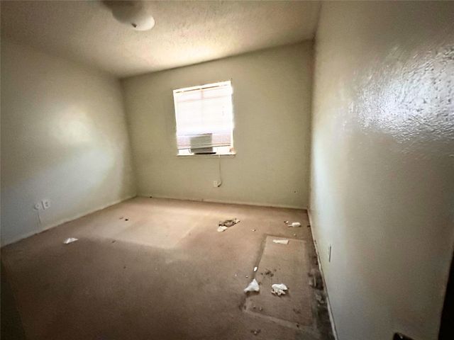 203 W Fifth Street, Kennedale, TX 76060