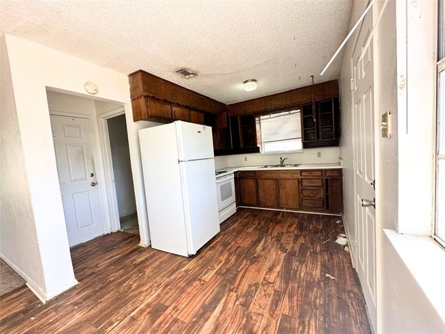 203 W Fifth Street, Kennedale, TX 76060