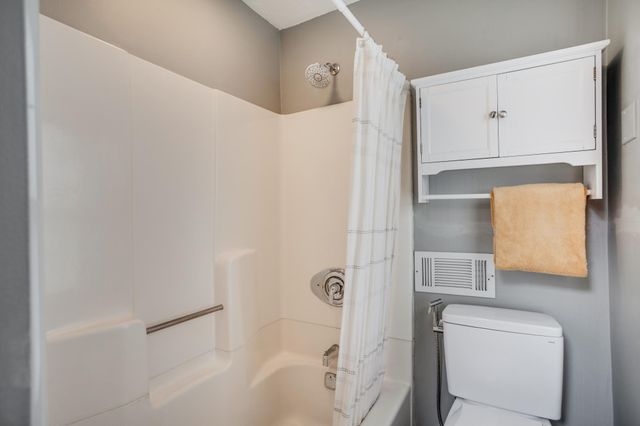 3450 44th Avenue S, Minneapolis, MN 55406