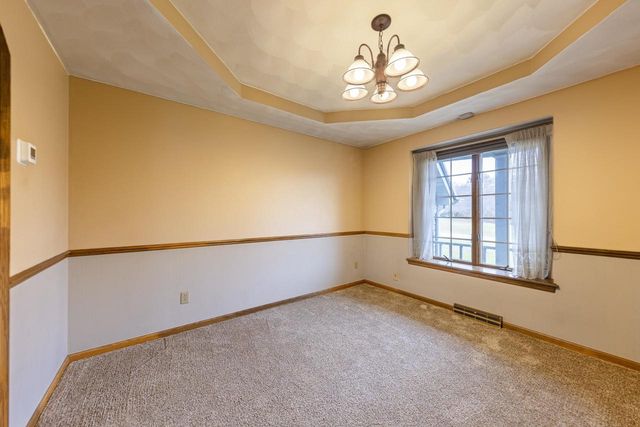 1819 W Aberdeen Drive, Janesville, WI 53545