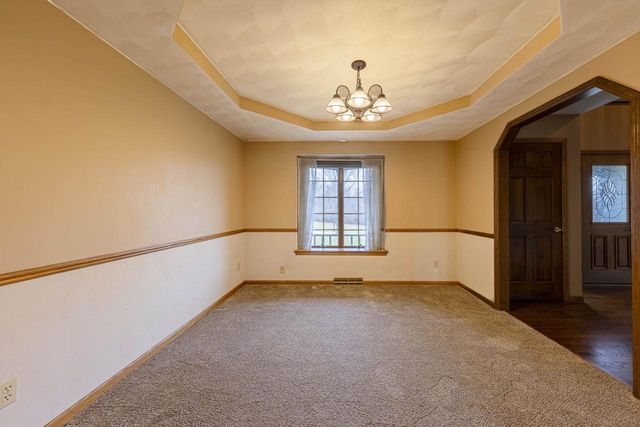 1819 W Aberdeen Drive, Janesville, WI 53545