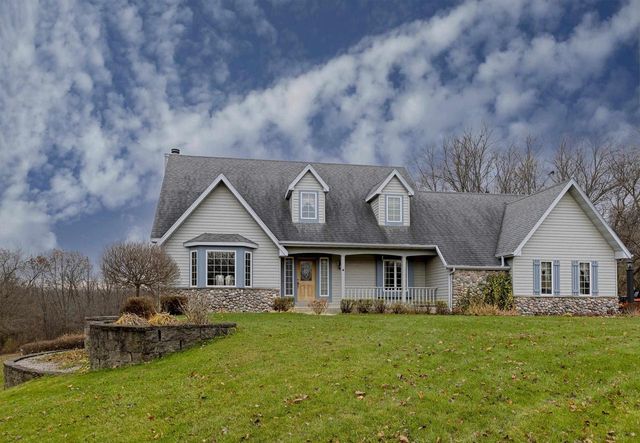 1819 W Aberdeen Drive, Janesville, WI 53545